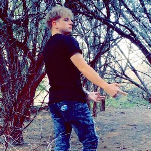 Meet your Posher, Cameron